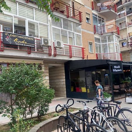 Newly Renovated One Bedroom Apartment In Τίρανα Εξωτερικό φωτογραφία