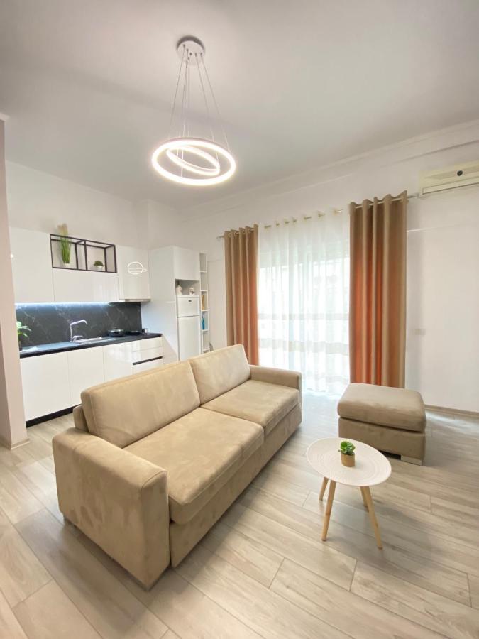 Newly Renovated One Bedroom Apartment In Τίρανα Εξωτερικό φωτογραφία