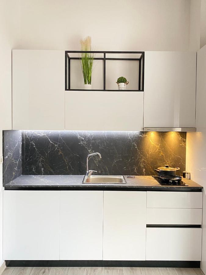 Newly Renovated One Bedroom Apartment In Τίρανα Εξωτερικό φωτογραφία